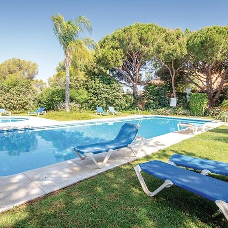 Beautiful Apartment In Marbella-Cabopino With 2 Bedrooms, Wifi And Outdoor Swimming Pool Luaran gambar